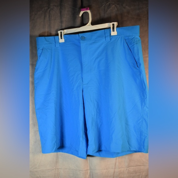 Under Armour Iso-Chill Airvent Golf Shorts 9" Mens Size 40 Blue NWT $75.00 - Picture 1 of 5